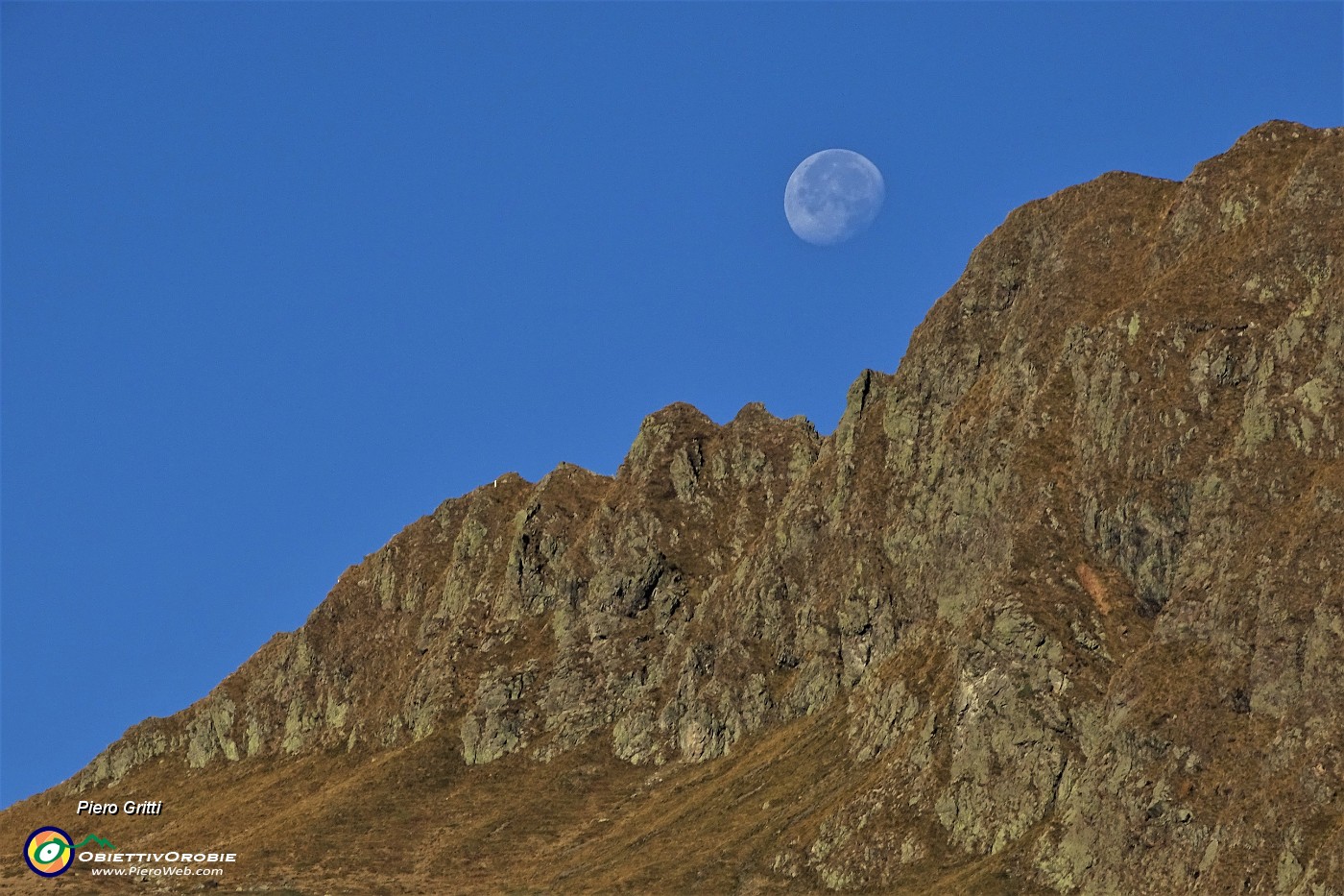 15 Sorge la luna dal monte...Verrobbio.JPG